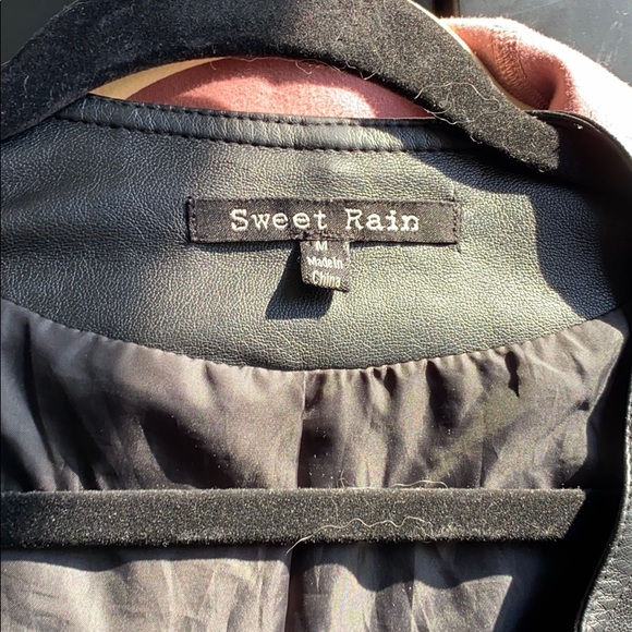 Faux leather jacket (not reap leather) - Picture 2 of 3